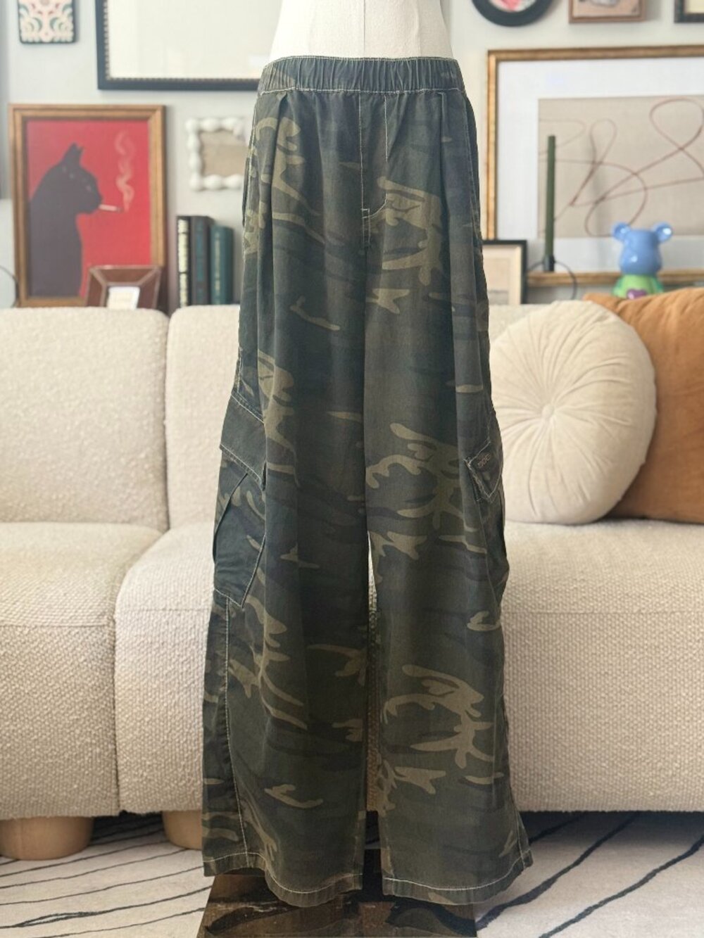NWT BDG Urban Outfitter Bobbi Baggy Pull-On Camo Cargo Pants - Size S